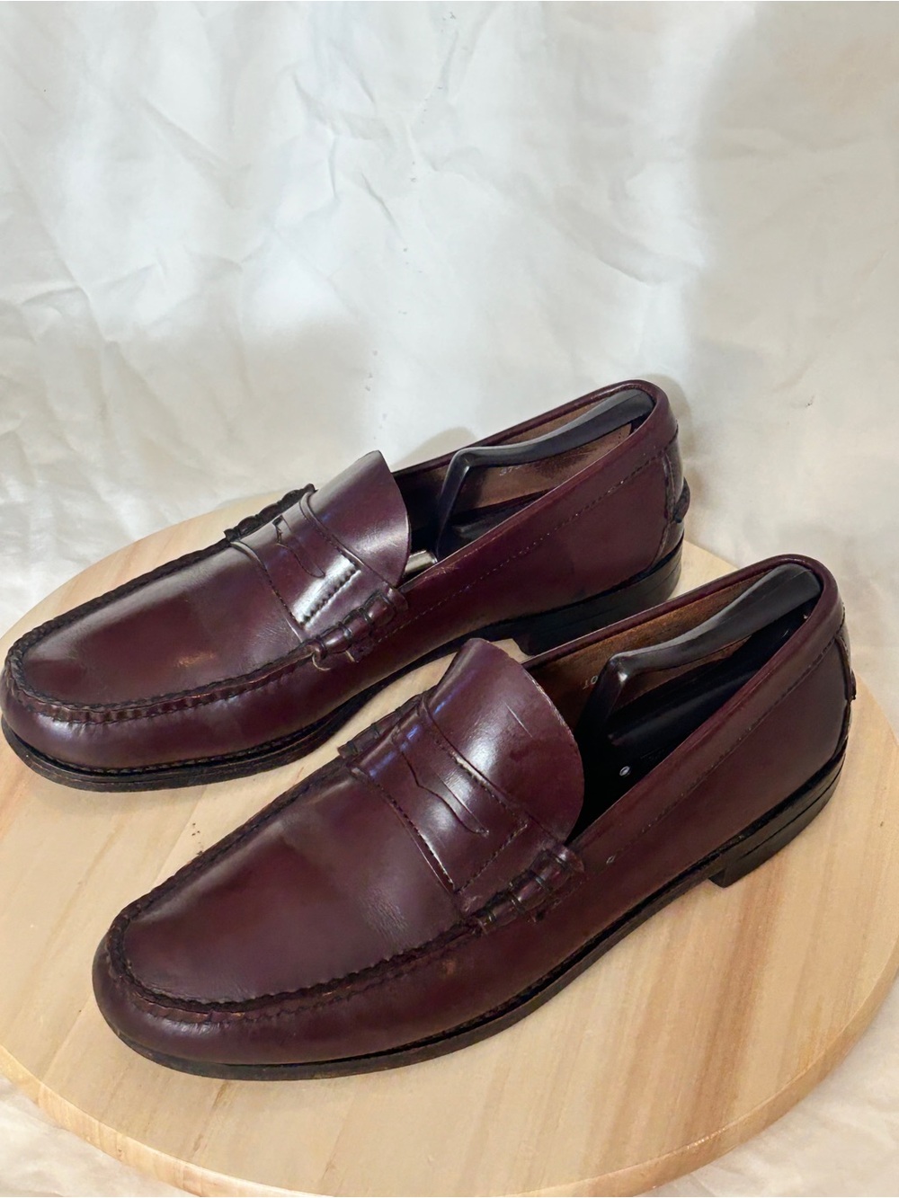 L.L.Bean Men’s Burgundy Leather Penny Loafer Slip-On Lined Almond Toe 10.5 D - Picture 1 of 8